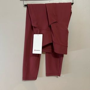 Lululemon “Power Thru HR Tight 25”